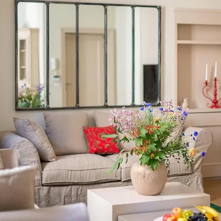 Apartment And Roomy Near The Station And Duomo - Homeunity Florence