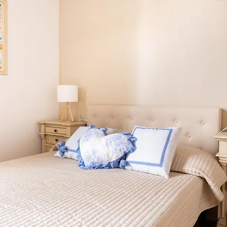 Apartment And Roomy Near The Station And Duomo - Homeunity