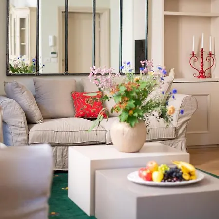 Apartment And Roomy Near The Station And Duomo - Homeunity Florence