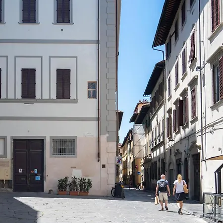 Apartment And Roomy Near The Station And Duomo - Homeunity