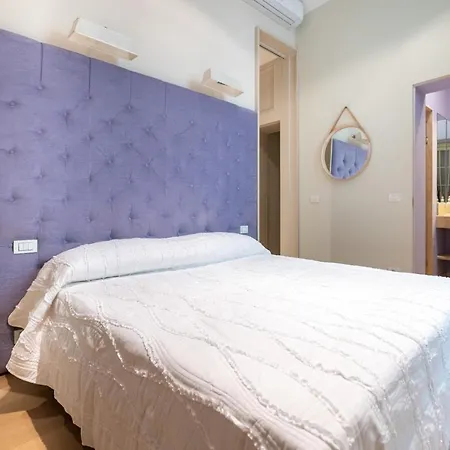 Apartment And Roomy Near The Station And Duomo - Homeunity *