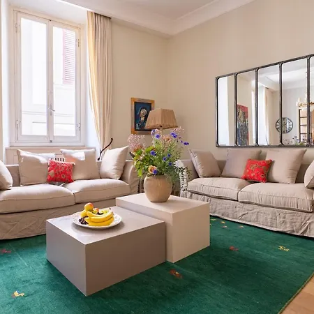 And Roomy Near The Station And Duomo - Homeunity Apartment