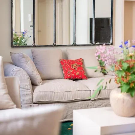 Apartment And Roomy Near The Station And Duomo - Homeunity