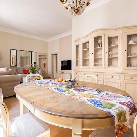 And Roomy Near The Station And Duomo - Homeunity Apartment *