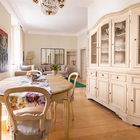 Appartement And Roomy Near The Station And Duomo - Homeunity