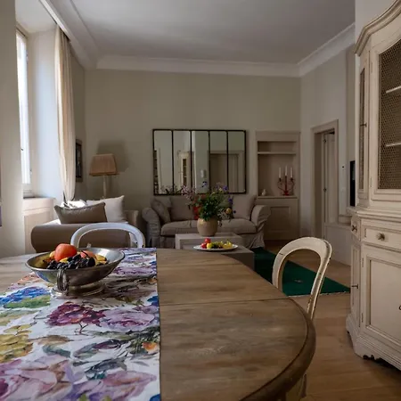And Roomy Near The Station And Duomo - Homeunity Appartement *